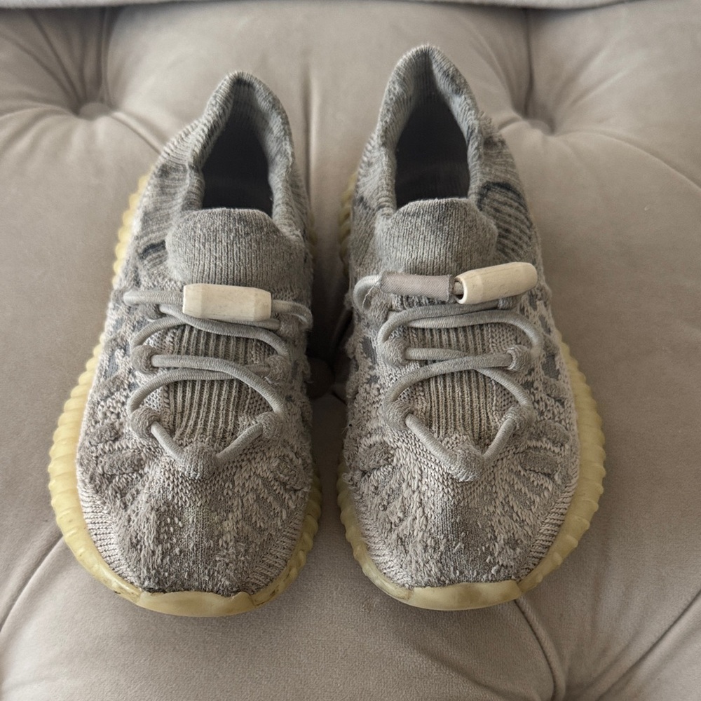 Yeezy Kids Sneakers in Gray and Cream